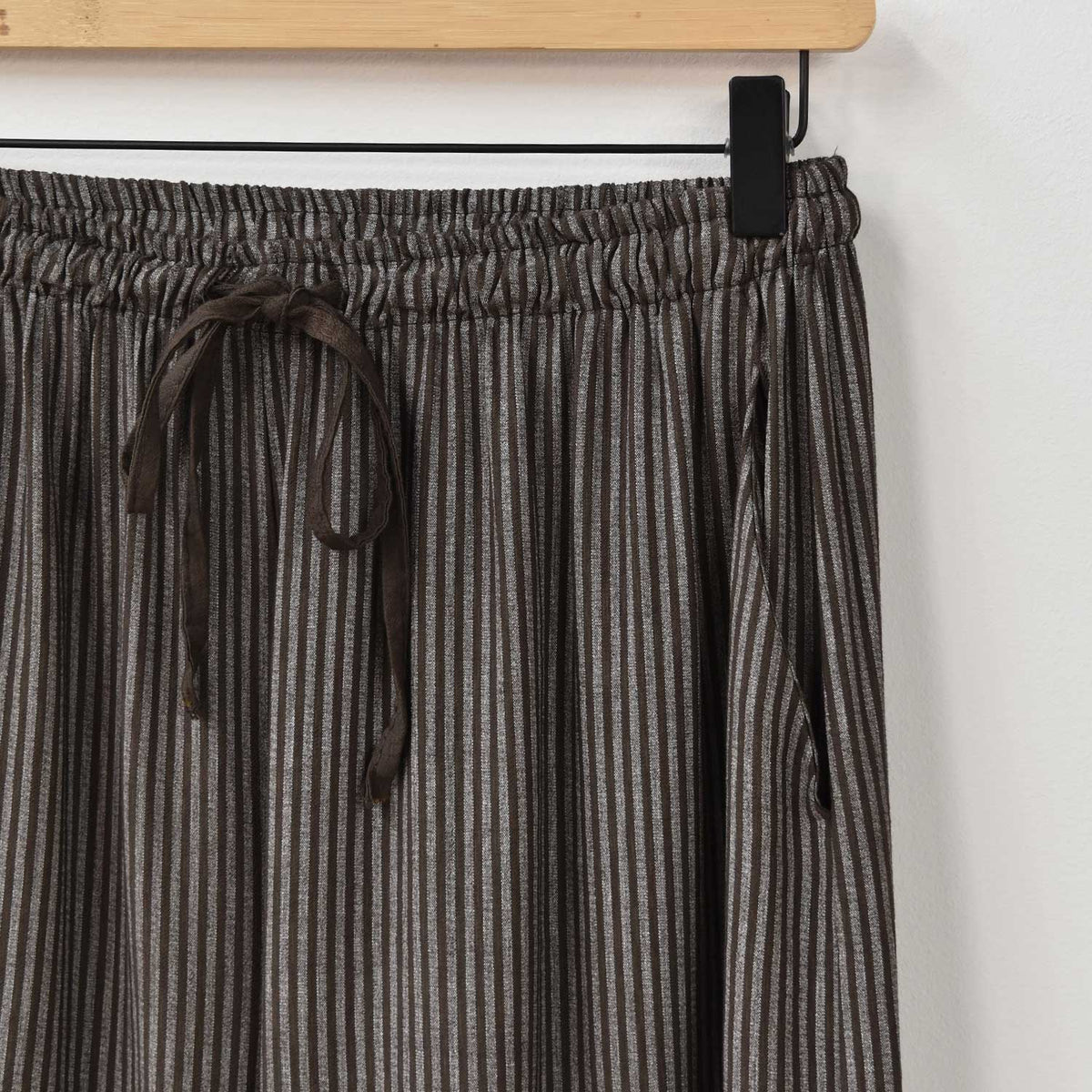Pantalón Bombacho Rayas – Marrón