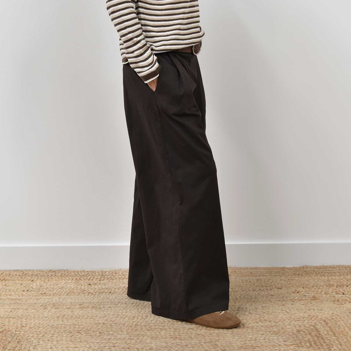 Pantalón Ancho Cinturón – Marrón