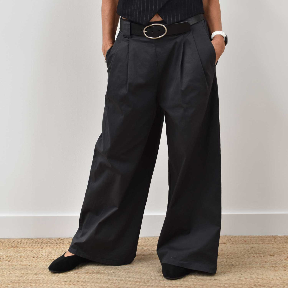 Pantalón Ancho Cinturón – Gris