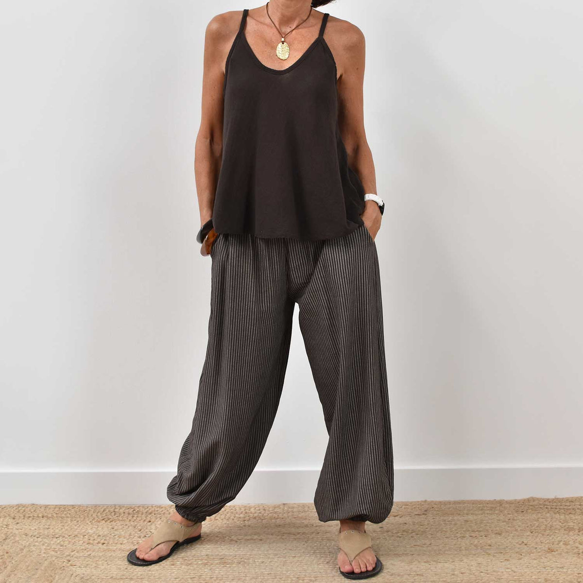 Pantalón Bombacho Rayas – Marrón
