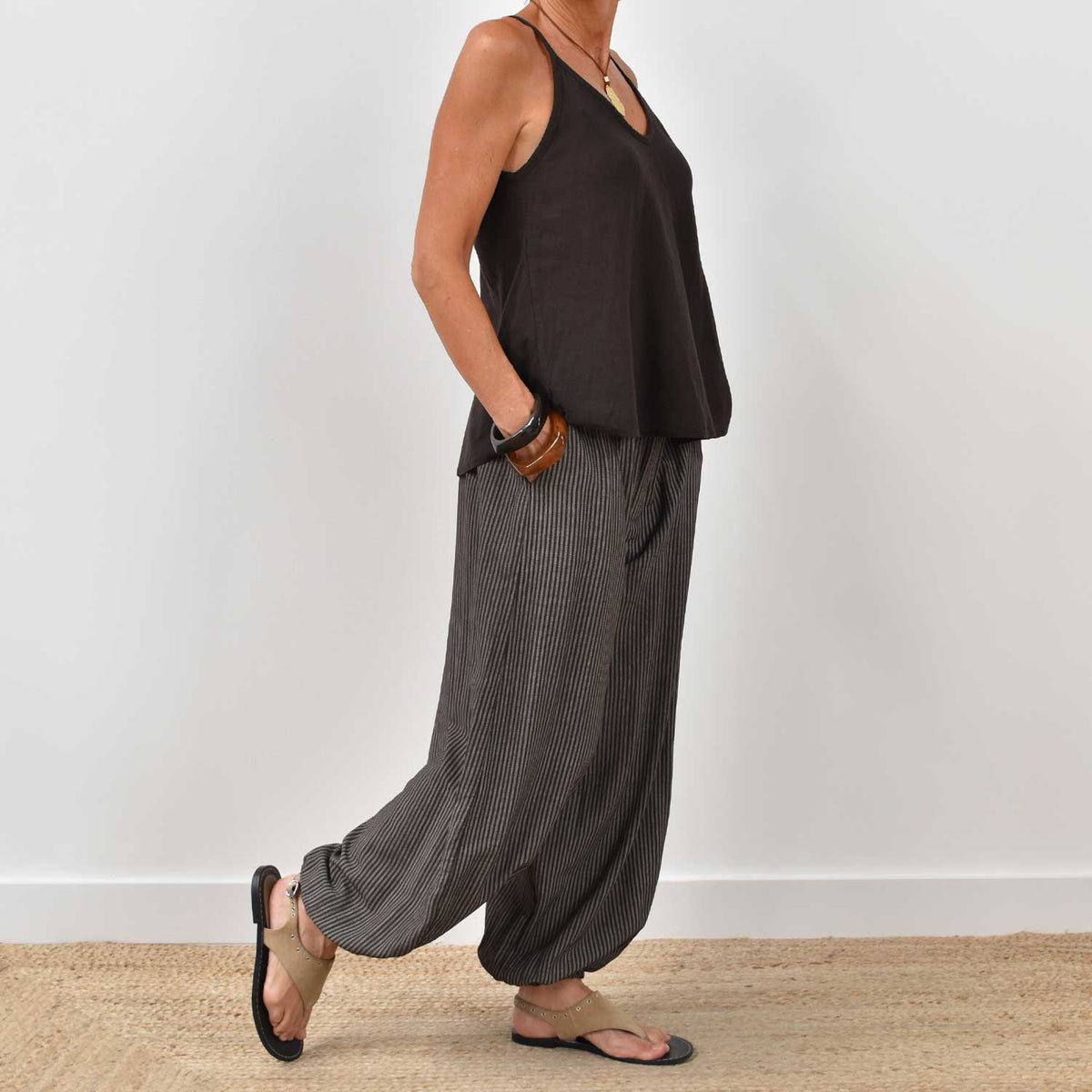 Pantalón Bombacho Rayas – Marrón