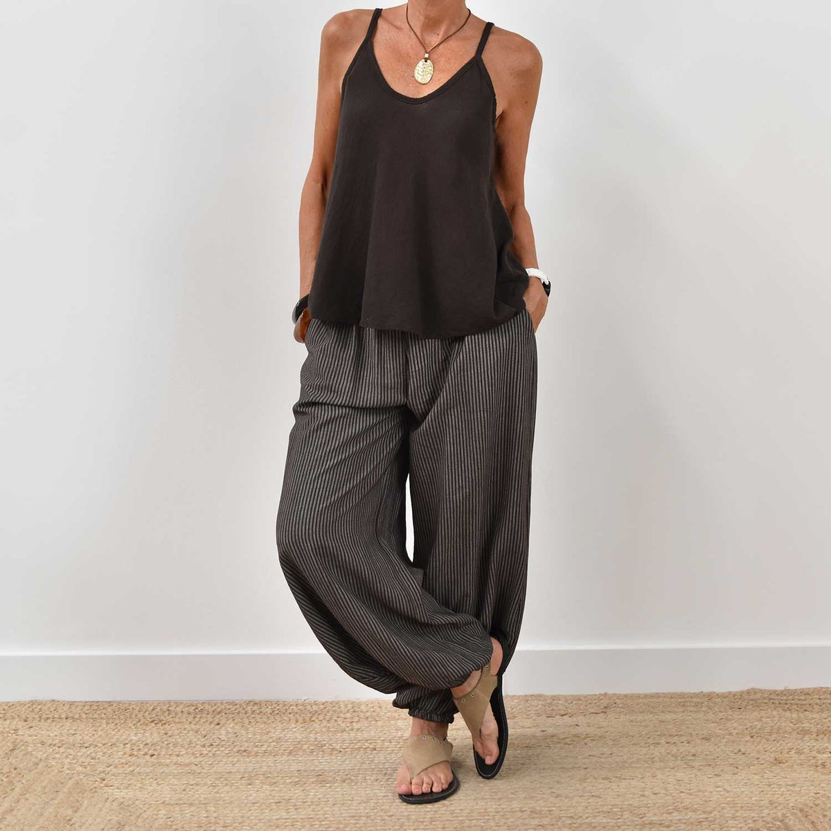Pantalón Bombacho Rayas – Marrón