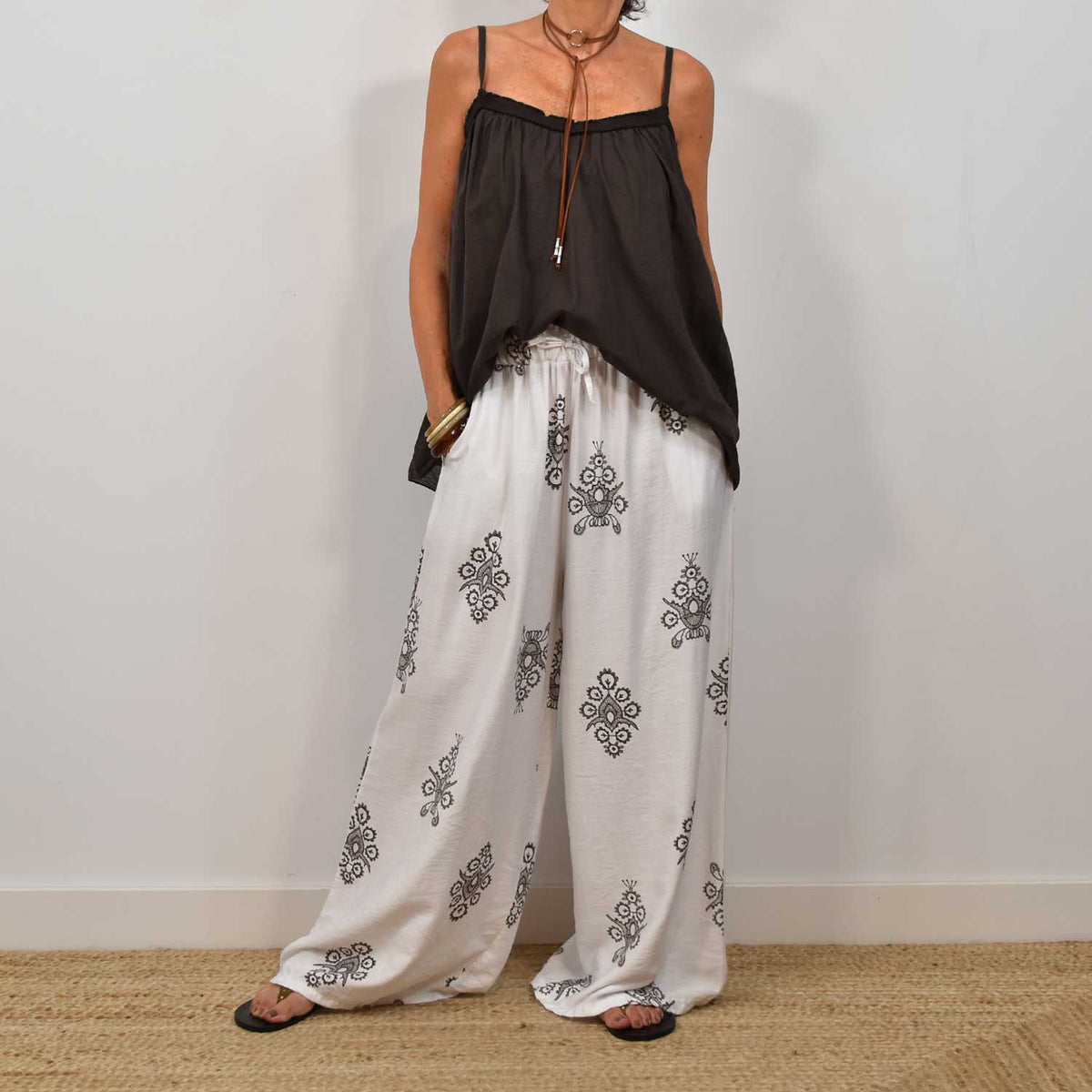 Pantalón Palazzo Estampado – Beige