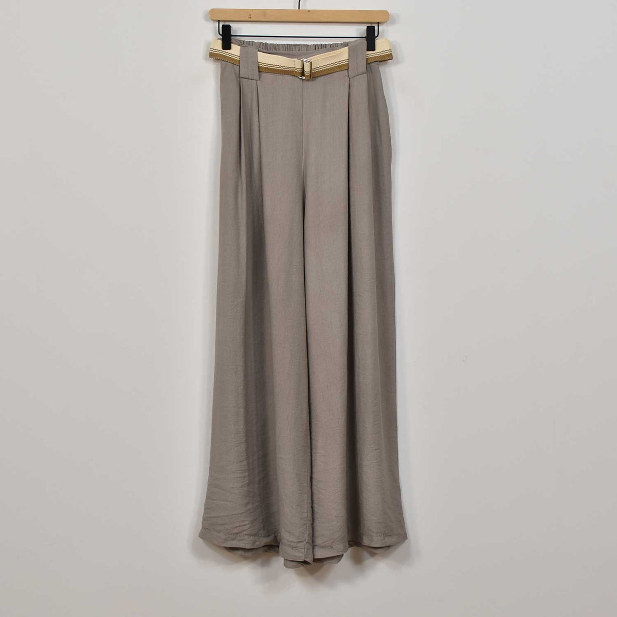 Pantalón Fluido Cinturón – Taupe