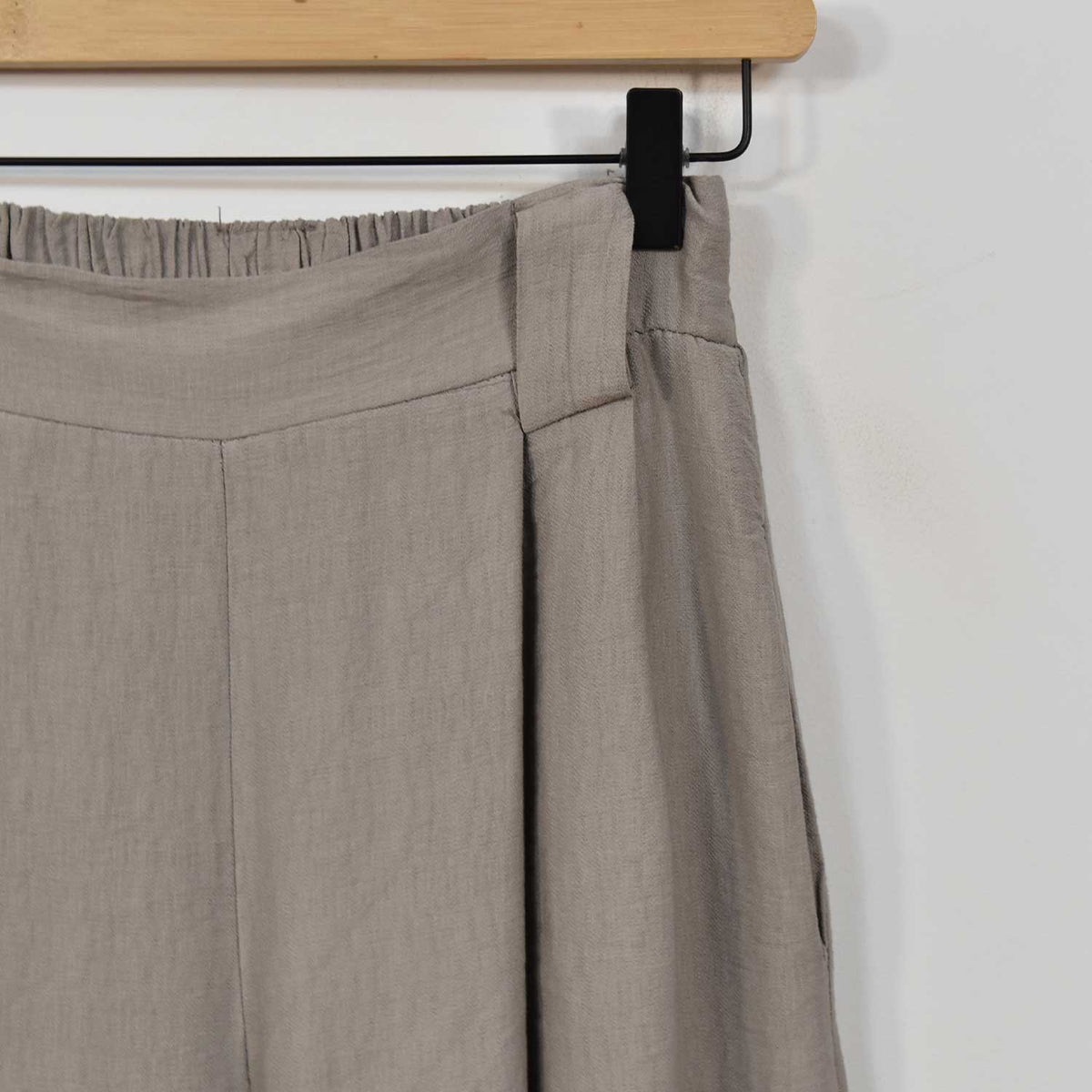 Pantalón Fluido Cinturón – Taupe