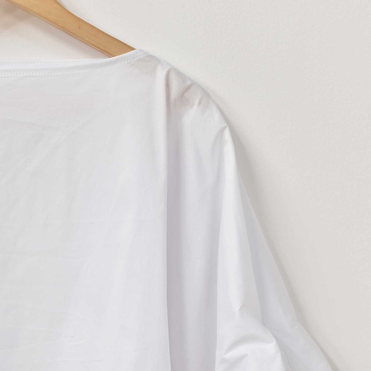 Blusa Abullonada Chic – Blanca