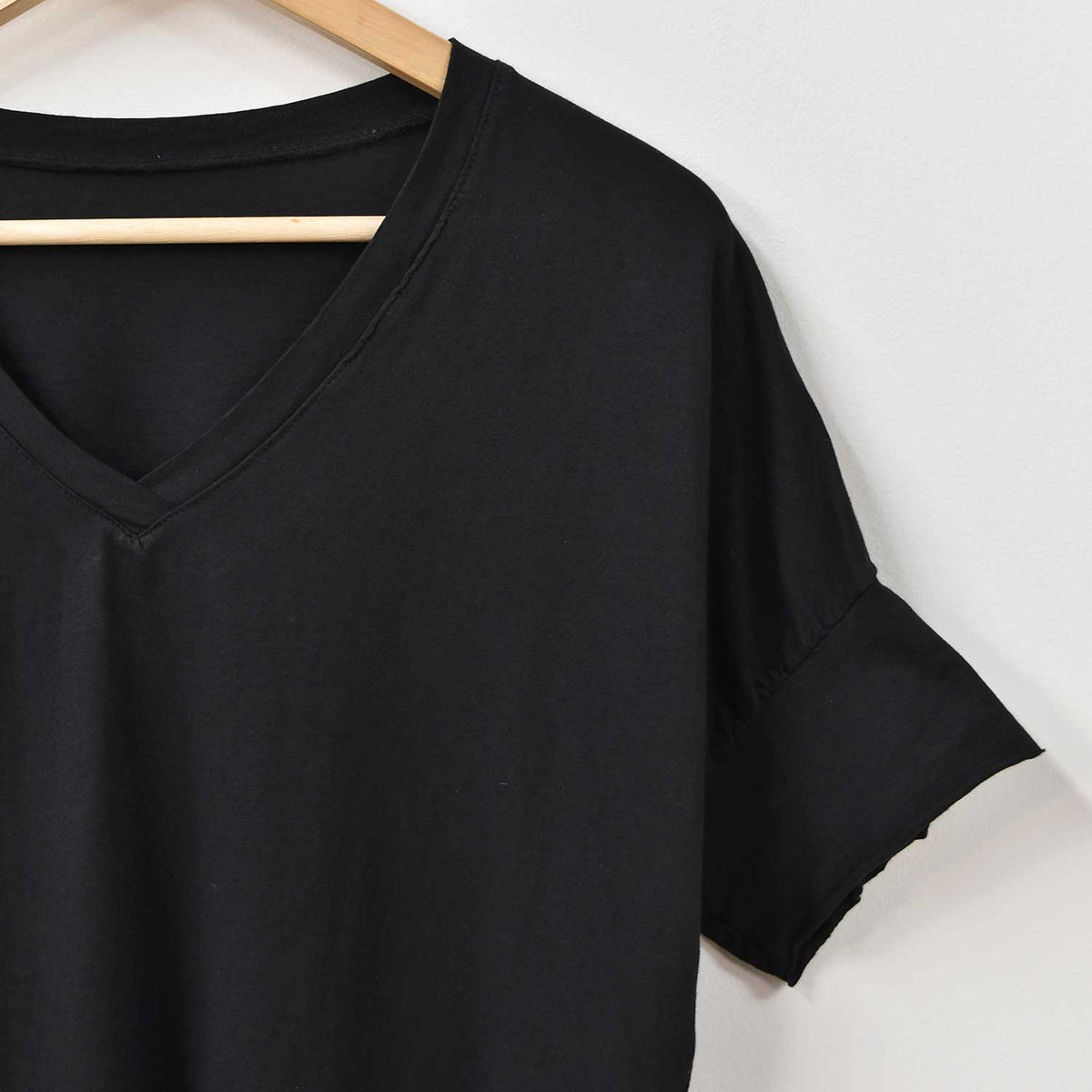 Camiseta Básica Pico – Negra