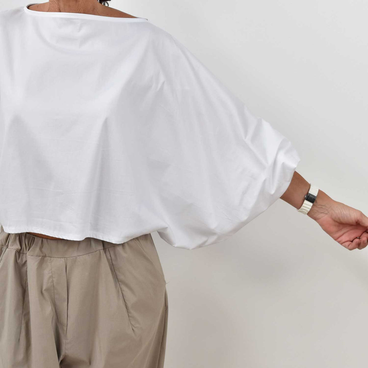 Blusa Abullonada Chic – Blanca