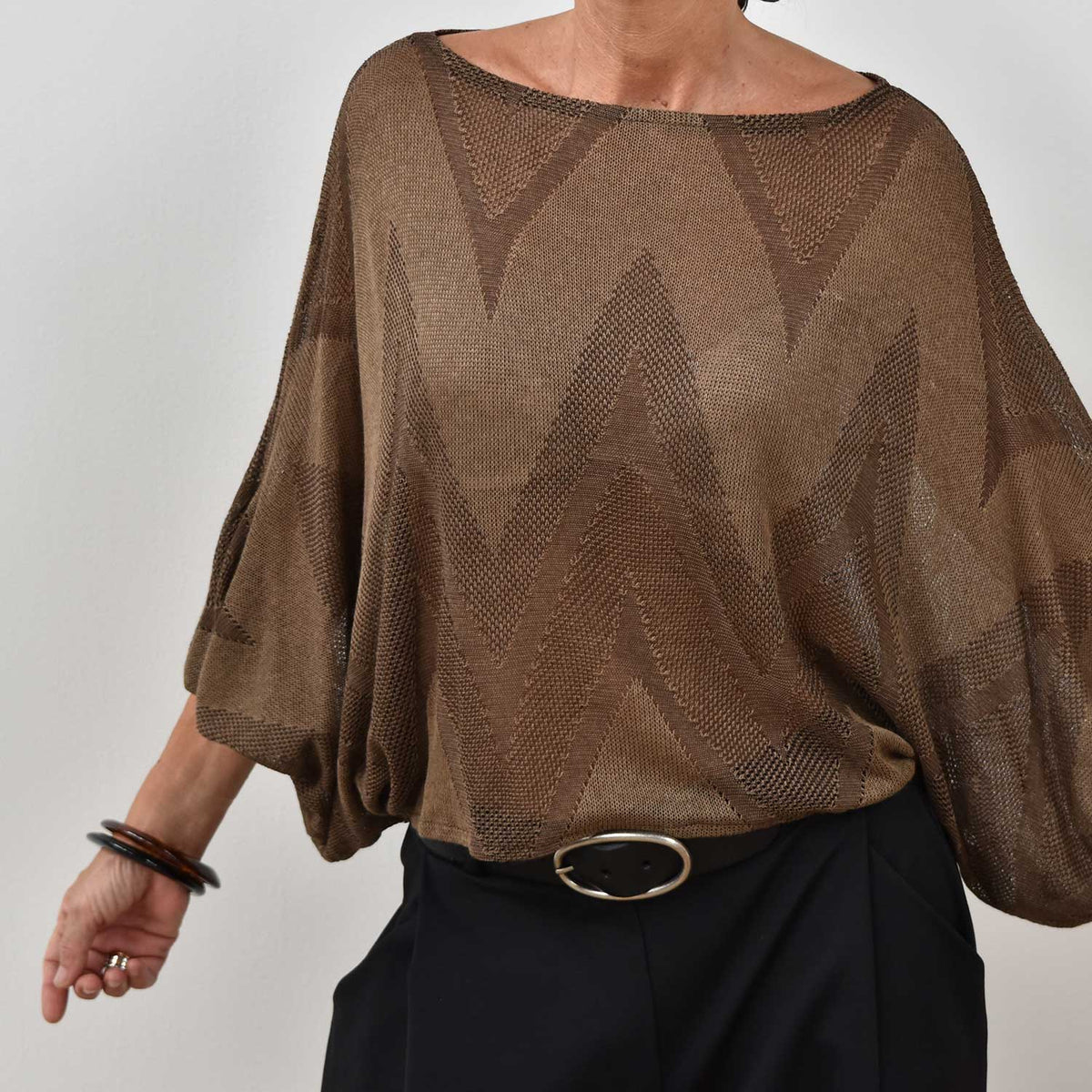 Jersey Calado Manga Abullonada – Marrón