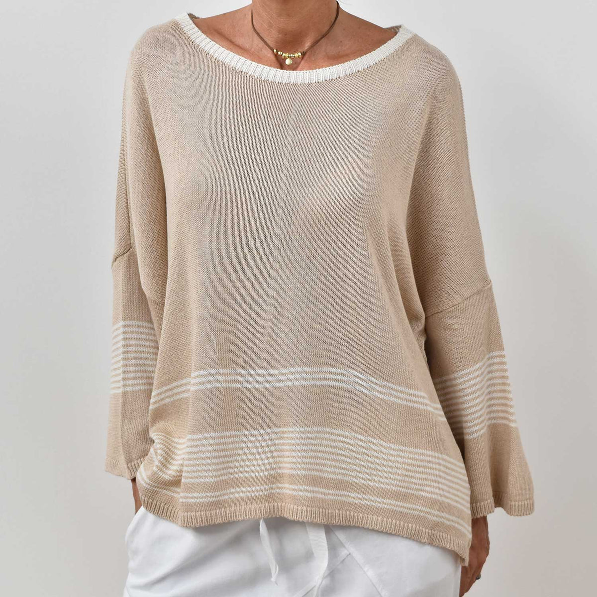 Jersey Oversize Cuello Barco – Beige