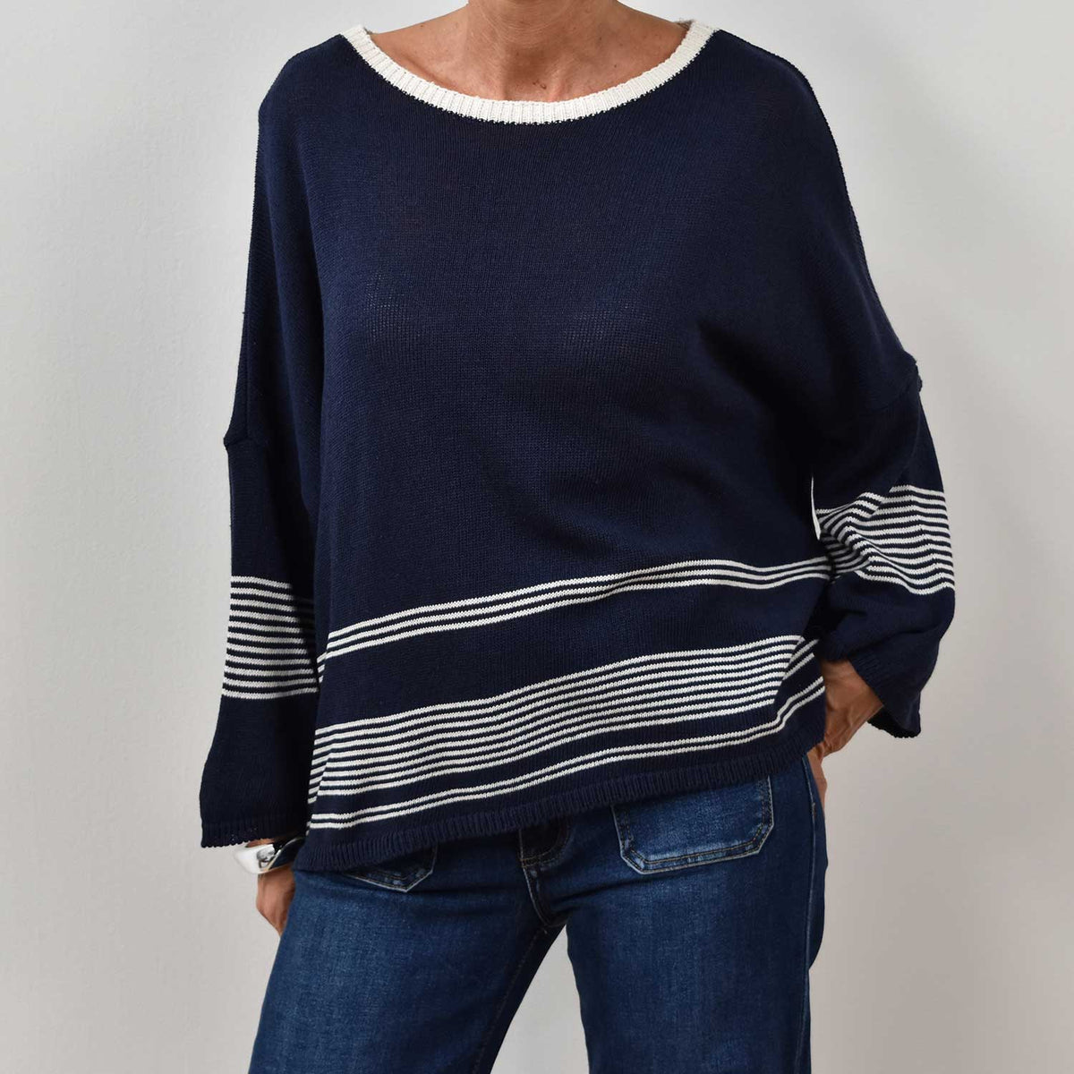 Jersey Oversize Cuello Barco – Marino