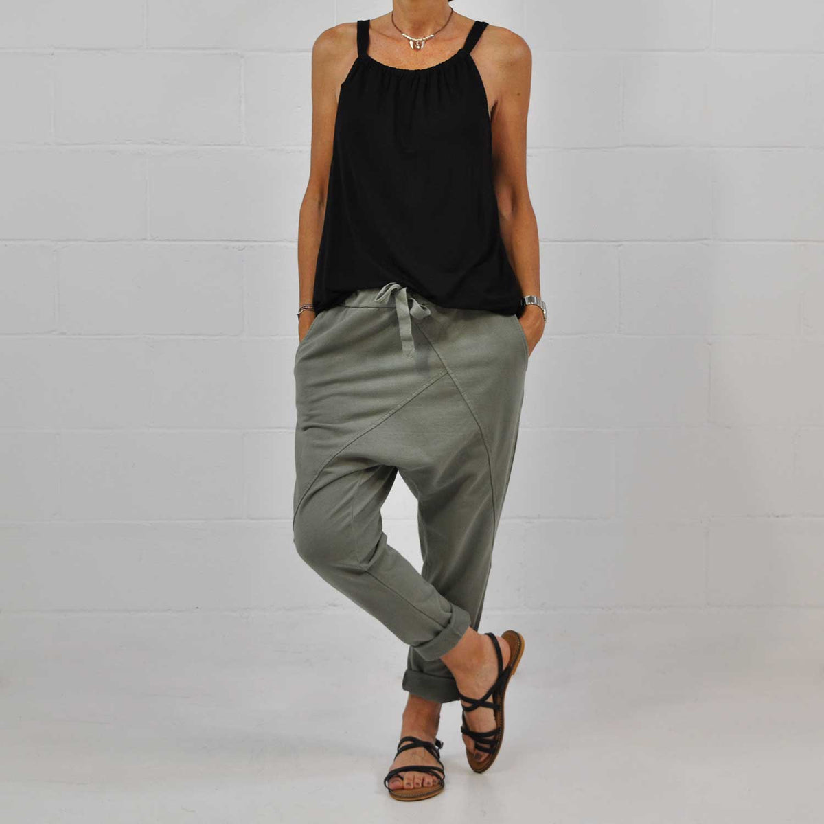 Pantalón Baggy Comfort – Kaki