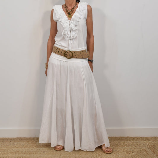 Falda larga blanca