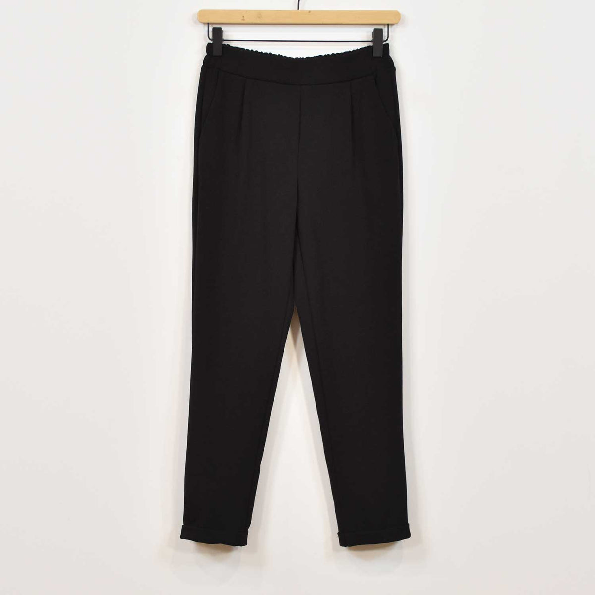 Pantalón Fluido Bolsillos – Negro