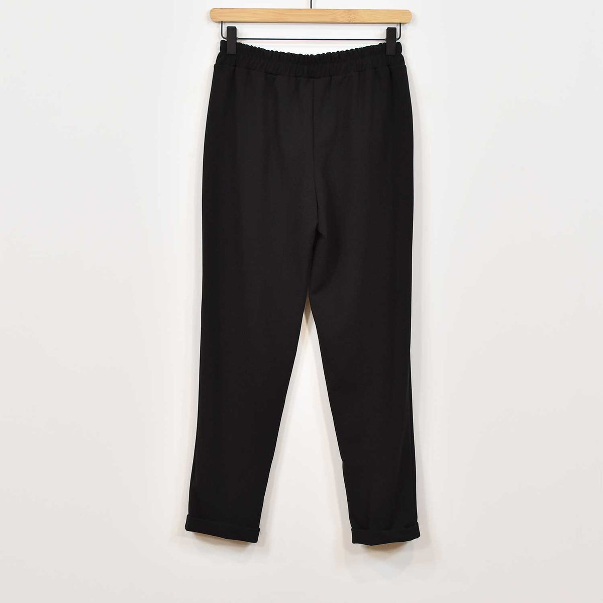 Pantalón Fluido Bolsillos – Negro